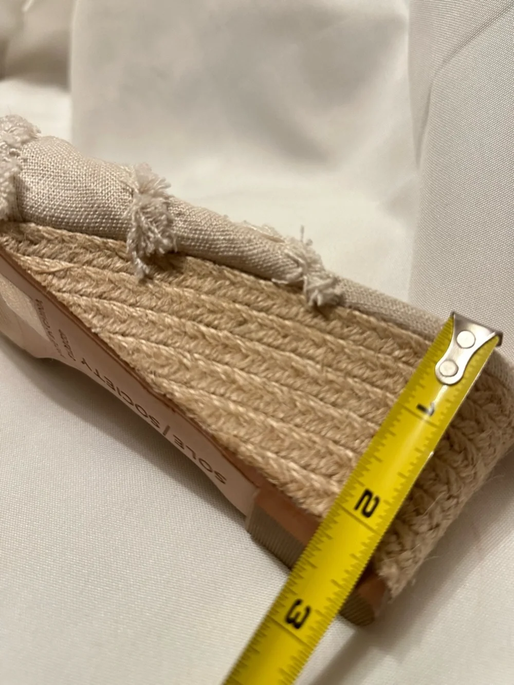 SOLE SOCIETY Beige Espadrille Slip-On Frayed Knotted Mules Size: 8.5